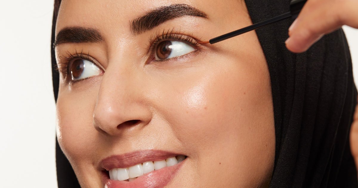 UKLASH lash growth serum being applied