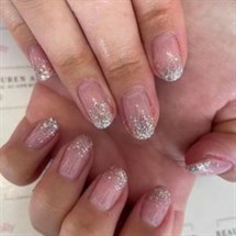 Gel Polish Course using Glitterbels